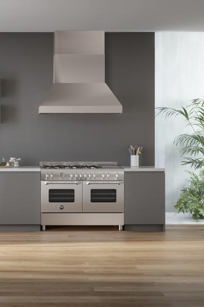 https://assets.bertazzoni.com/asset/14d49517-7a1d-4d44-8be8-628659c3224e/thumbnail/webimage-_Q7I4716-_Q7I4720_03_bis