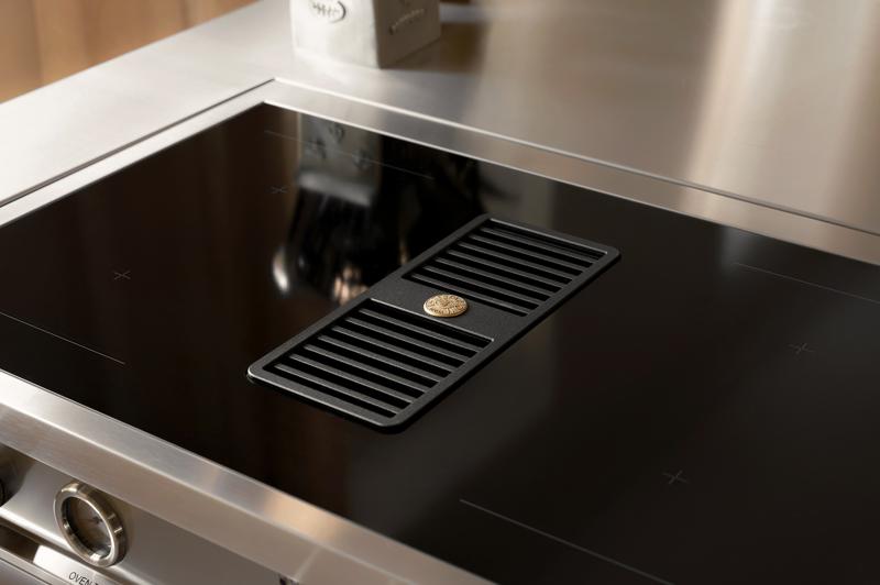 https://assets.bertazzoni.com/asset/38b1a3ce-1572-424b-90fd-e16efeeb1630/thumbnail/webimage--Credits-Required-Adam-Helbauoui