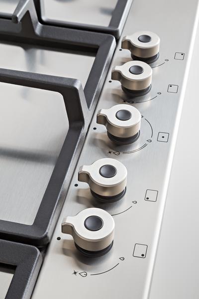 90 cm Gas hob with central dual wok | Bertazzoni