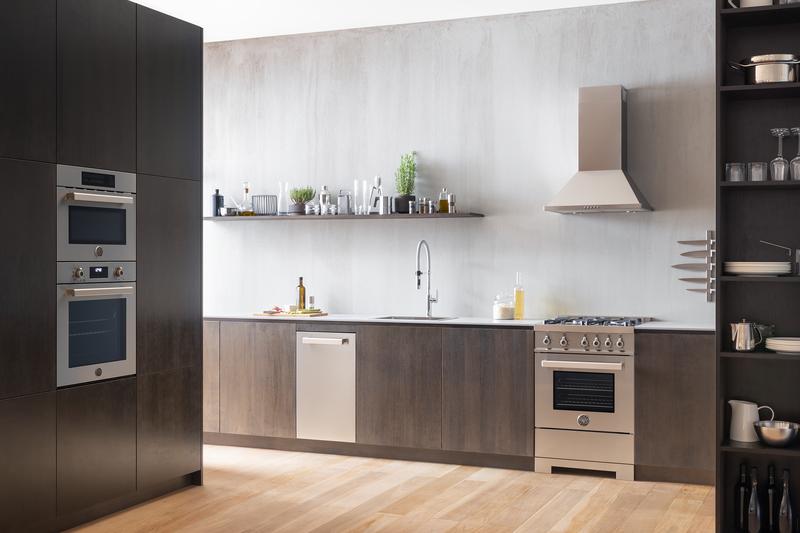 https://assets.bertazzoni.com/asset/59148886-59da-4280-b84e-1bed062644e3/thumbnail/webimage-PROF24SOEX-PRO244GASXV-KCH24XV-DW18S2IXV-PROF24FSEXV