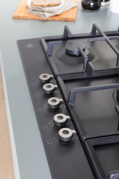 https://assets.bertazzoni.com/asset/595dc5ff-dd42-4d51-93d9-69009263468f/thumbnail/webimage-P905CPRONE