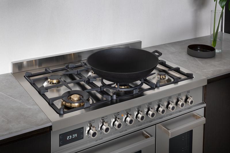 https://assets.bertazzoni.com/asset/5db1a969-2bca-4d12-af32-561de470fd0c/thumbnail/webimage-_Q7I2707hnew