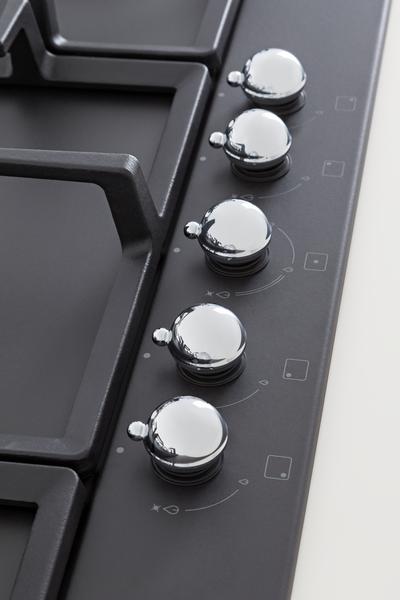https://assets.bertazzoni.com/asset/61cbefc4-e301-4921-a590-dd9d64d1298f/thumbnail/webimage-P905CHERNE-P755CHERNE