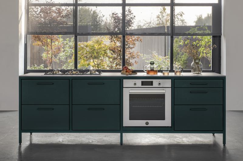 https://assets.bertazzoni.com/asset/65bc8cc1-561a-487c-a465-1cc01a6ca87d/thumbnail/webimage-9