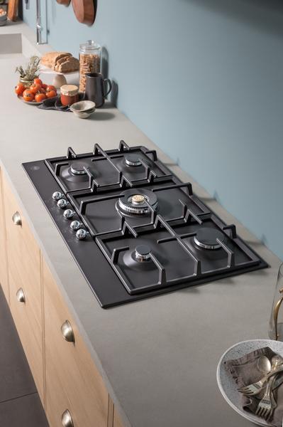 https://assets.bertazzoni.com/asset/7837dcf6-24c7-47e9-96fb-a83953473c03/thumbnail/webimage-P905CHERNE