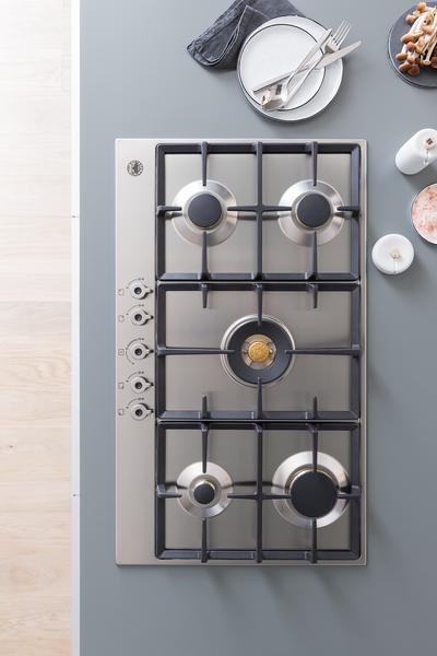 https://assets.bertazzoni.com/asset/a2daf7b5-bf7f-481d-968e-e53686d4ee13/thumbnail/webimage-P905CPROX
