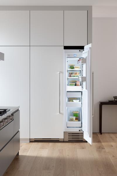 https://assets.bertazzoni.com/asset/fba2b542-ce4e-4b31-af62-10445e7f8941/thumbnail/webimage-REF18FCIPRR-23-REF30RCPRL-23