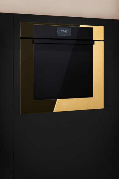 https://assets.bertazzoni.com/m/279b139fbdb746a6/webimage-ZOA2025003G0071-oro.png